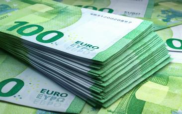 Cover image of ERC Scientific Council tentatively agrees lump sums for 2024 Advanced Grants